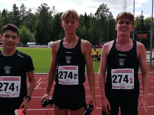Söndagens medaljörer: F17 4x100m GULD, F19 3x800m GULD samt P19 3x800m Brons