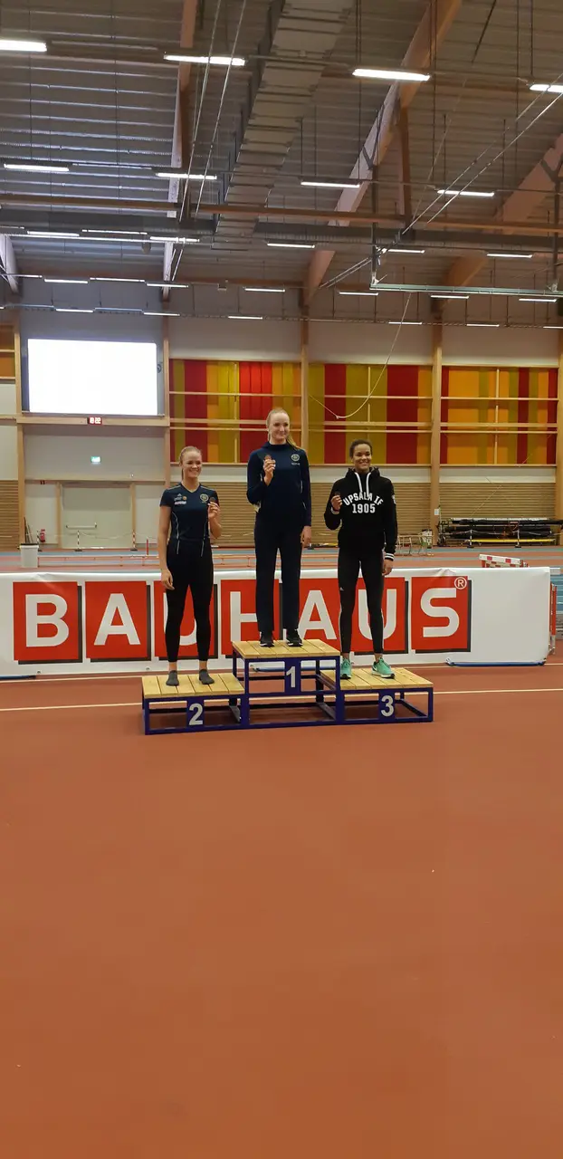 Sophie Reid, IK Ymer, vann med 3766p och klubbkamraten Ebba Åhman kom tvåa med 3620p, Tiffanie fick 3594p endast 26p efter.