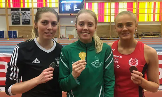 Lovisa Östervall fick silver i seniorklassen, Tilde Johansson guld, och Lovisa Karlsson brons. (Bild från friidrott.se)