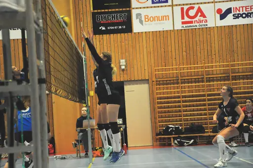 Bilder från dagens matcher mot Team Valla och KFUM Örebro.