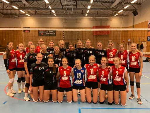 Bilder från dagens träningsmatch.