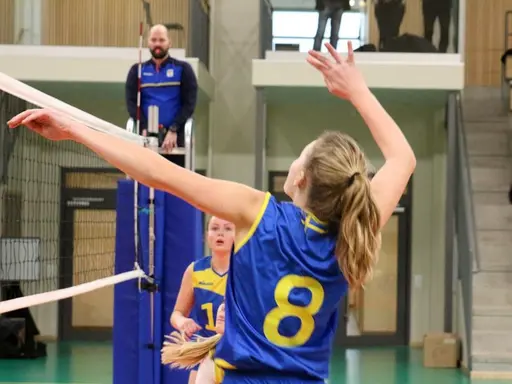 Ida och Ellen in action med U16-landslaget!                           Bilder: Robert Karlsson, SVBK @ Svedala