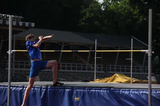 Kraftmätningen Kval 20 juni, 2021 på Slottsskogsvallen (foto: Tuva Kündig).