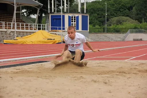 Kraftmätningen Kval 20 juni, 2021 på Slottsskogsvallen (foto: Tuva Kündig).
