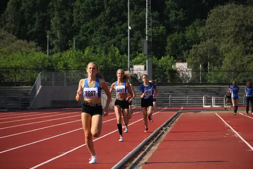 Kraftmätningen Kval 20 juni, 2021 på Slottsskogsvallen (foto: Tuva Kündig).