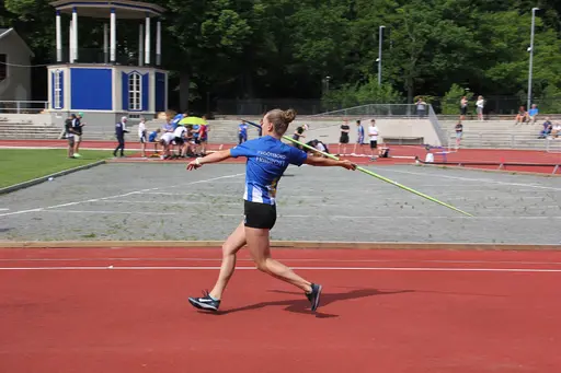 Kraftmätningen Kval 20 juni, 2021 på Slottsskogsvallen (foto: Tuva Kündig).