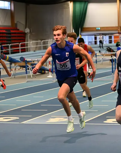 Saga Provci från Nordenkampen i Karlstad, samt Rasmus Arnell i Ljungby Mångkamp. Bild: Deca Text och Foto