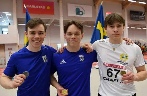 Foto: Deca Text och Bild. Kajsa ö.t.v, Hugo ö.t.h, Saga u.t.v, Abbe och Hugo u.t.h