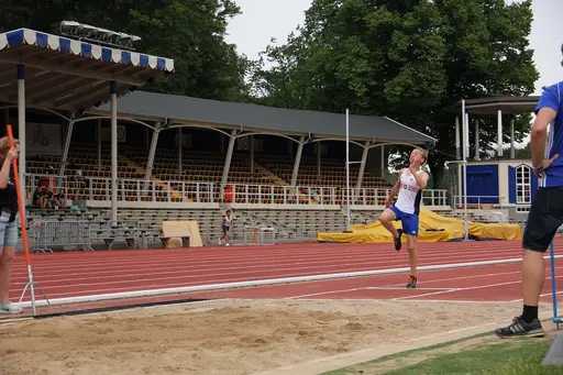 Kraftmätningen Kval 20 juni, 2021 på Slottsskogsvallen (foto: Tuva Kündig).