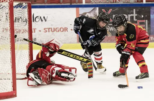 Första träningsmatchen någonsin för Osby IKs flickor 17/12-2023