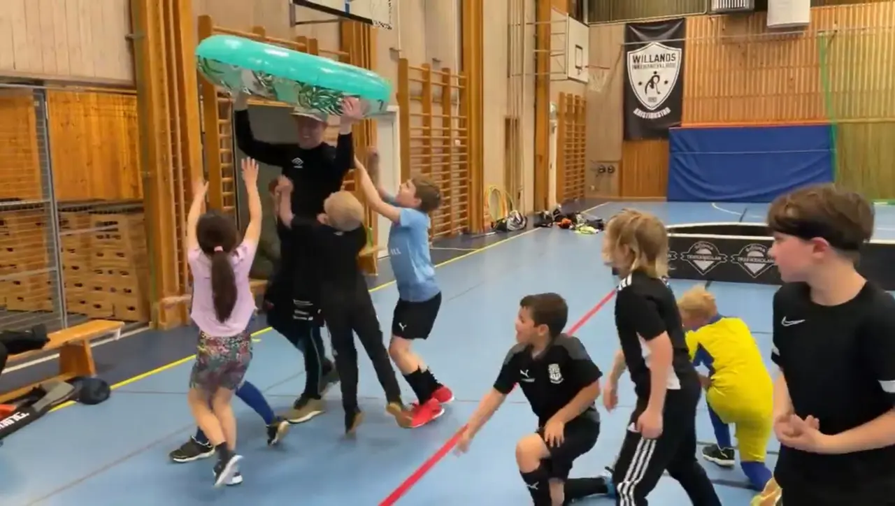 Tänk inte så mycket, bara gå på känsla och låt saker bli som dem blir 😅