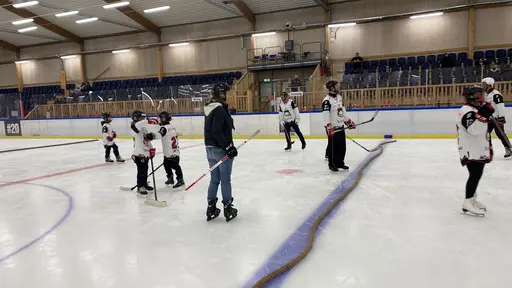 Föräldramatch och Hawkan kom på besök!