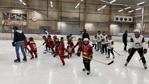 Föräldramatch och Hawkan kom på besök!