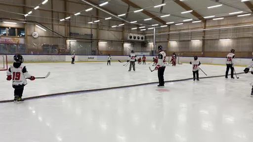 Föräldramatch och Hawkan kom på besök!