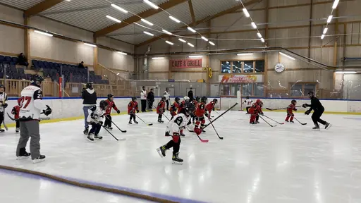 Föräldramatch och Hawkan kom på besök!