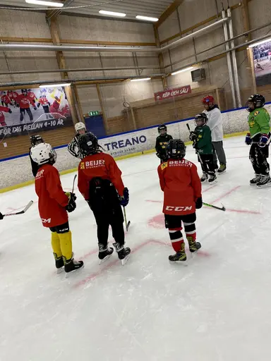 Julavslutning hockeyskolan 2023