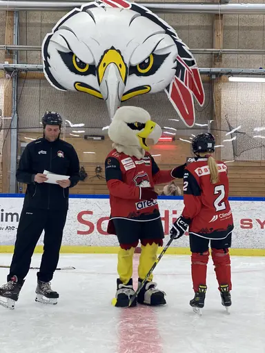 Föräldramatch och Hawkan kom på besök!