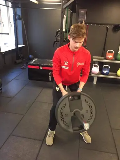 Delikata maträtter och hårt arbete när Giants juniorer håller igång under träningsuppehållet