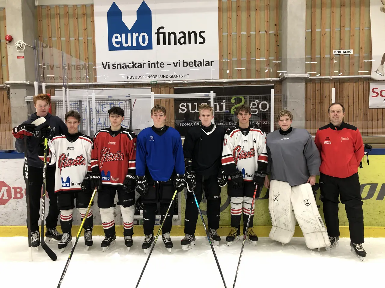 Årets avgångselever från Svaneskolans hockeyprofil