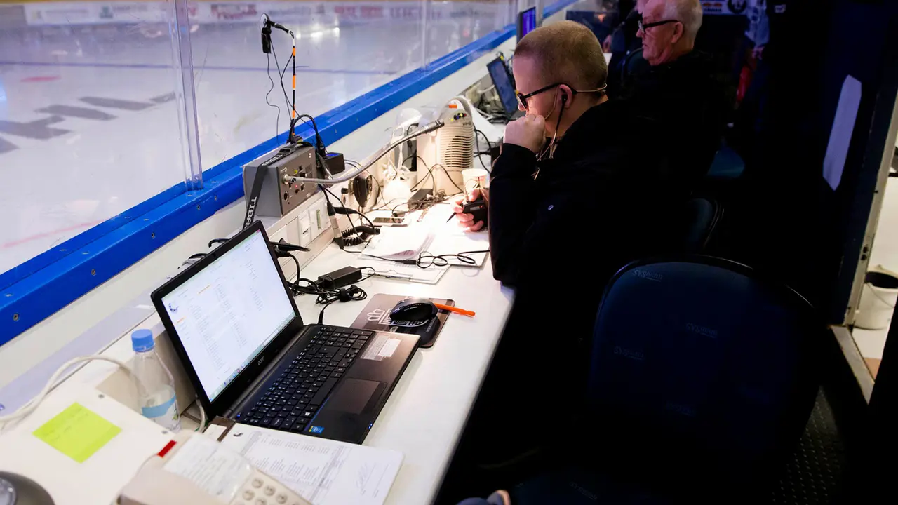 Kom nära händelsernas centrum - bli matchfunktionär!