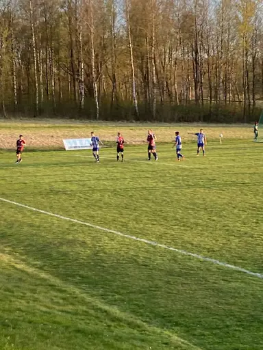 Mitten Matchens lirare, Jakob Persson (IFC), Andreas Lennartsson (Galtabäck). Höger målskytten Filip Andersson.