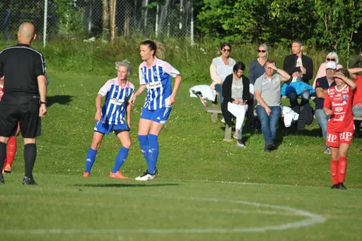 Halmia fick titta långt efter våra duktiga Centertjejer