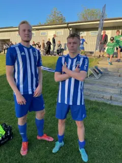 Vänster: Matchens lirare, Felix Hansson (La T), Axel Åkesson (IFC). Mitten/höger: kvällens målskyttar, Edvin Chronvall, André Rydemark. 