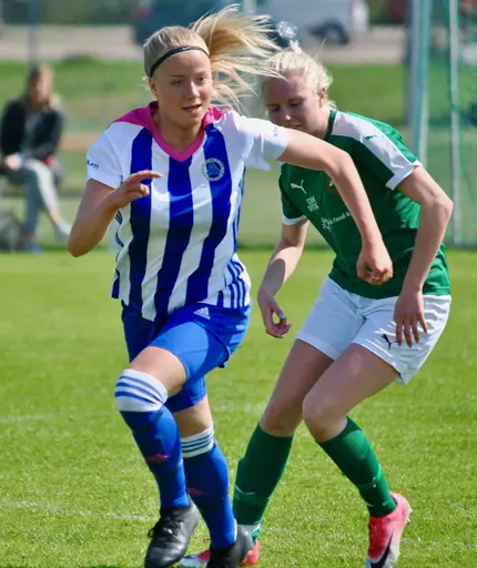 Träningsflit, spänst, fight, vilja - ja allt finns där utan segrarna. Tilda och motståndare ser ut att leta segerrecept hos dem där uppe.