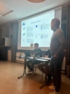 Nedersta raden; Pristagare från vänster till höger...Skyttekung/drottning, Träningspris, Framsteg/Utveckling, Föredöme, Årets Spelare, IFC Gubben, Pannben, Tompa Karlsson