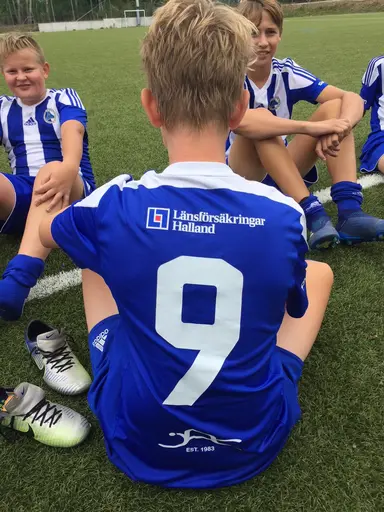 En vacker ryggtavla tillhörande Filip Höglin i J-laget