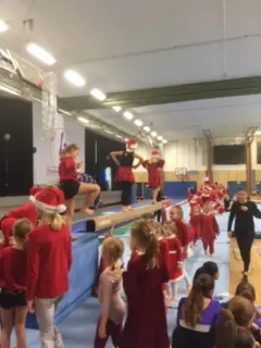På en helg kan man hinna med mycket! Uppvisning och STG CUP 2018!
