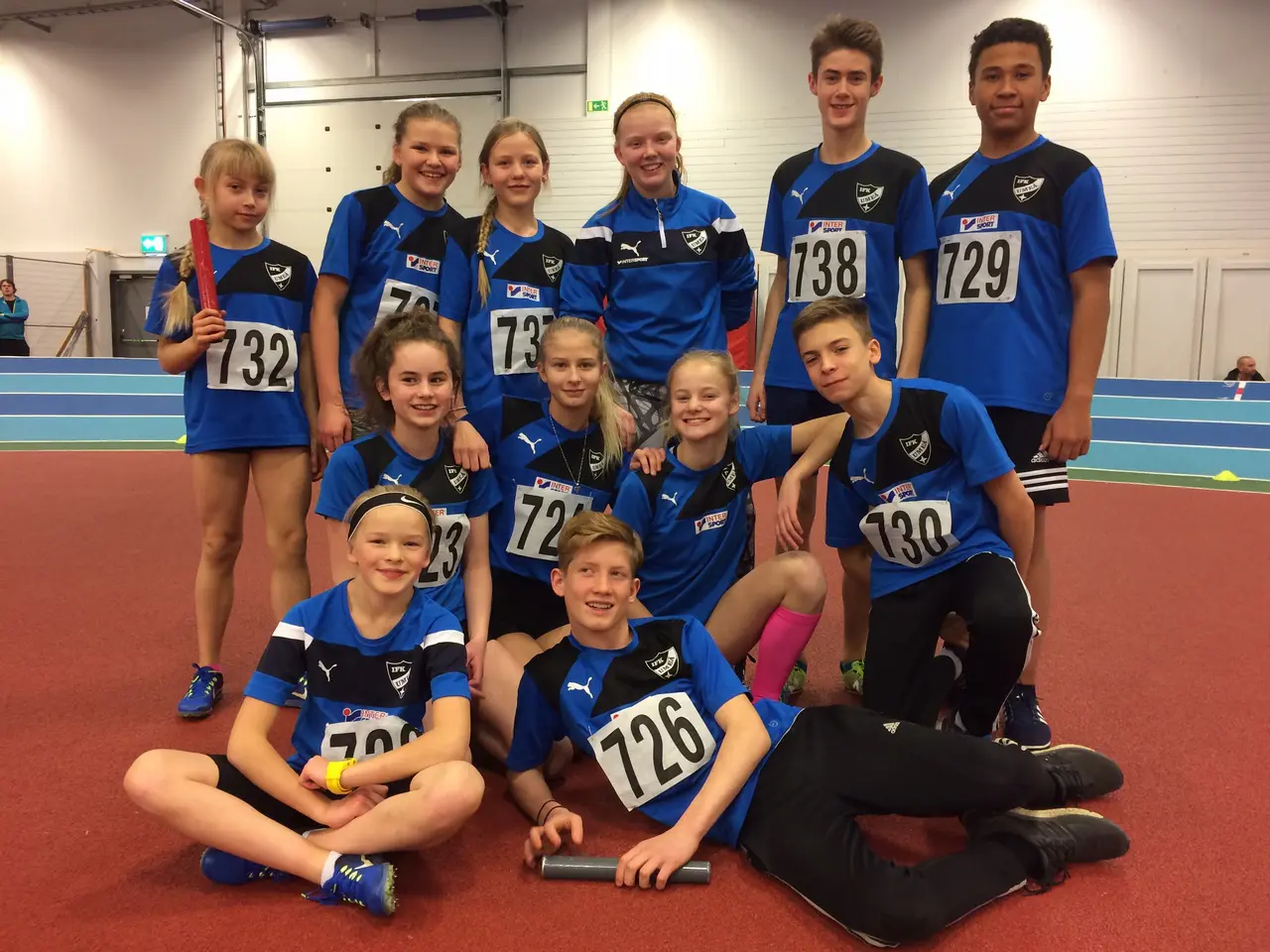 Stafettlagen i 4x200m. F13 1:a, F15 1:a och P15 3:a