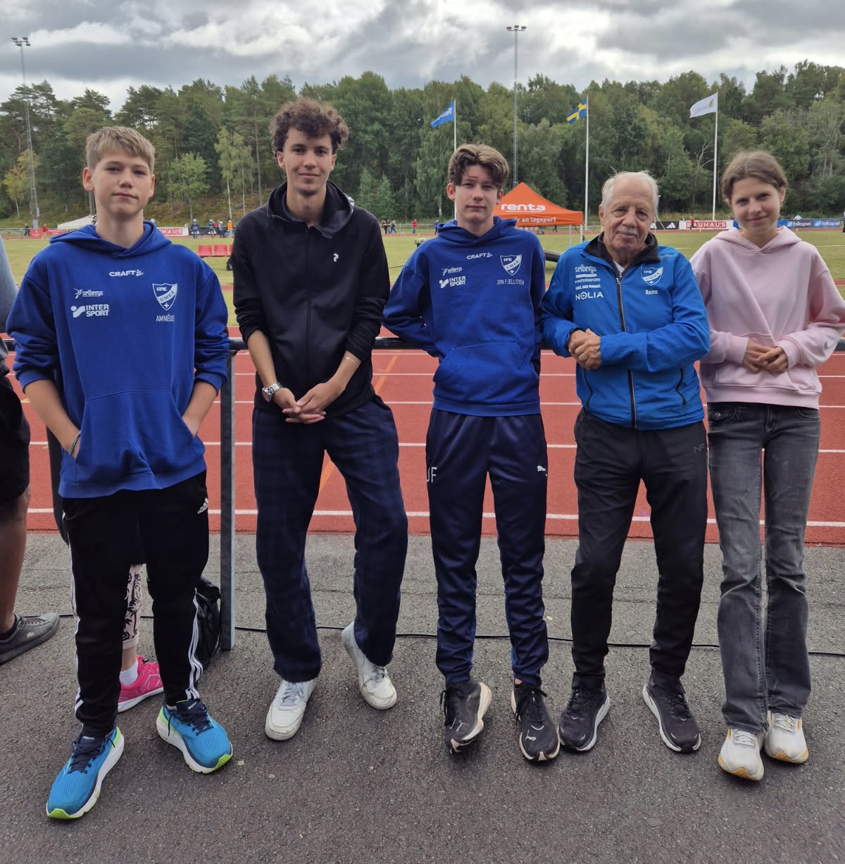 Sebastian, Lucas, Jon, Reino (publik), Elin