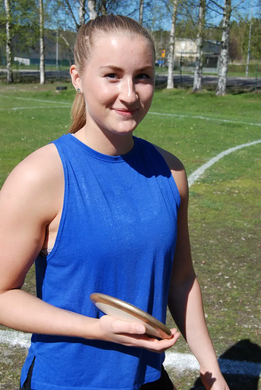 Amanda Nordin minuterna innan sitt rekordkast på 45,20
