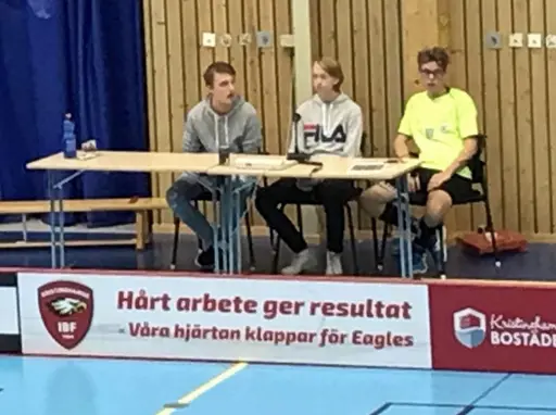 Bilder från tisdagens spel för åk 3 och 4.