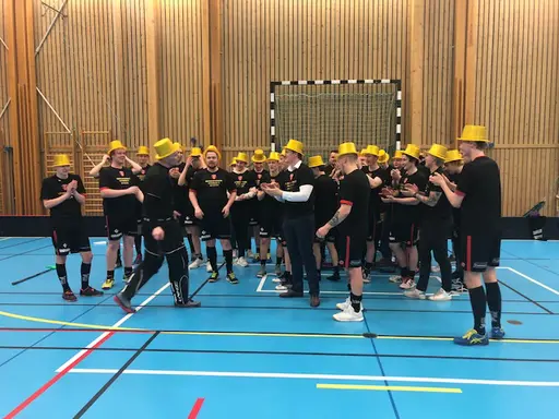 Stor glädje i Brogårdshallen