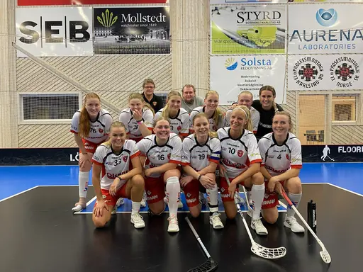 KIBF Dam gjorde bra ifrån sig under försäsongscupen i Karlstad