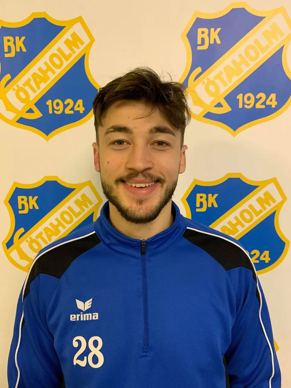 Christopher Goncalves Melo Aka Toffis i den blåvita tröjan!