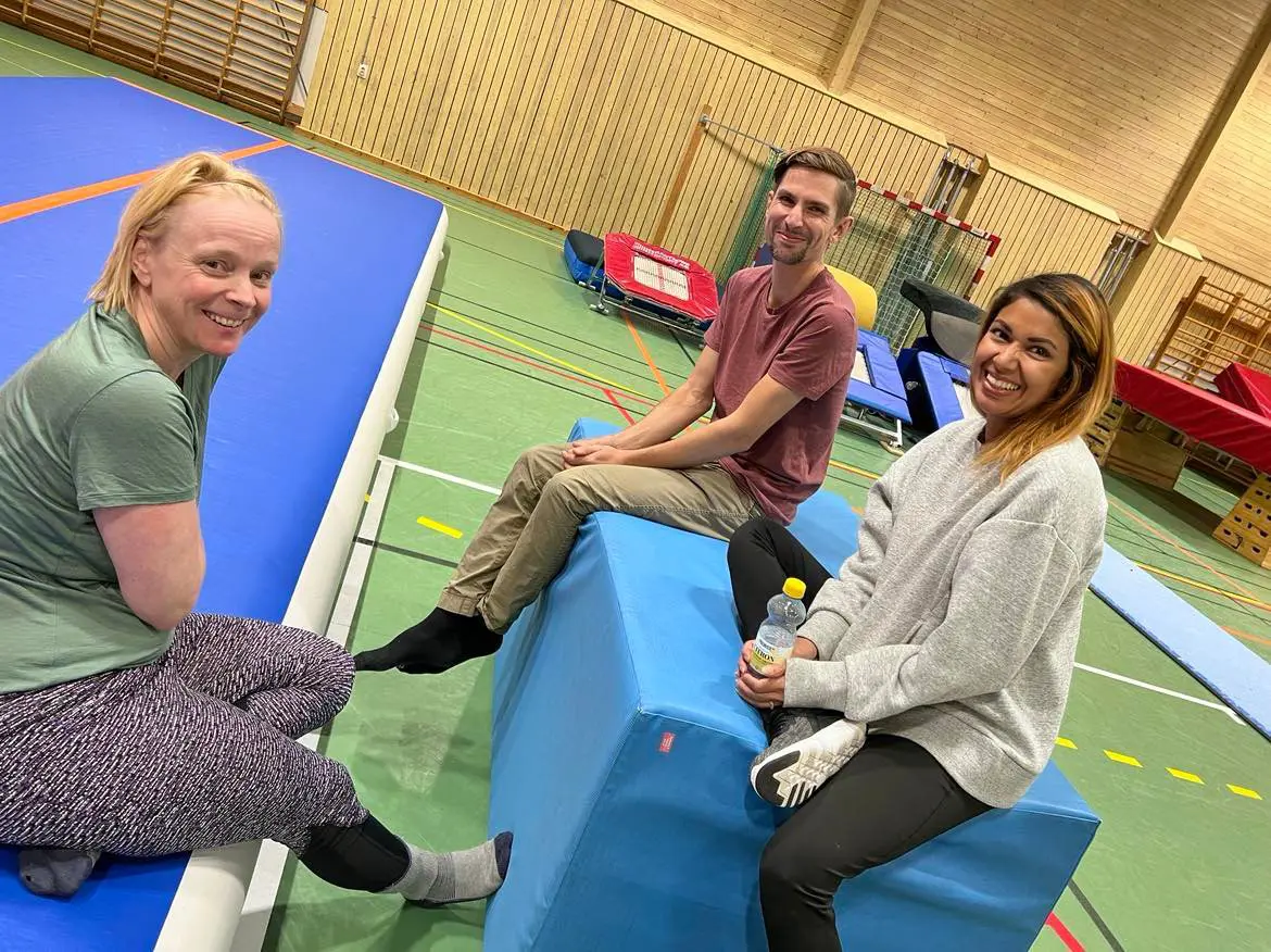 fv: Anna Buren, Olle Åberg Ledare Solstenarna, Sanna Bränström Ledamot