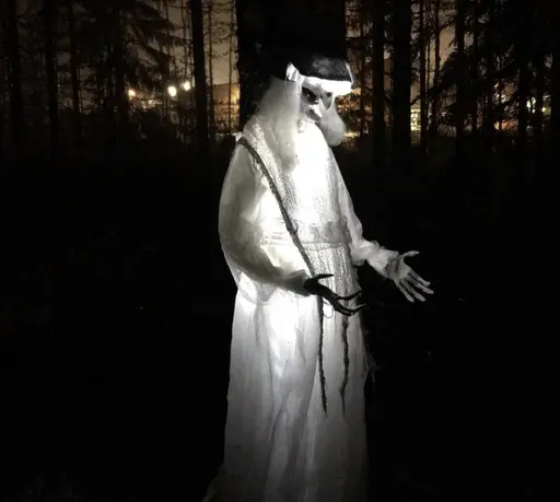 Det kan vara bra om mamma eller pappa har ett barn att hålla i handen…