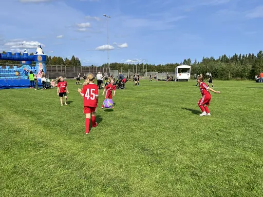 En härlig dag i glada vänners lag på cup i Vännäs ⚽️