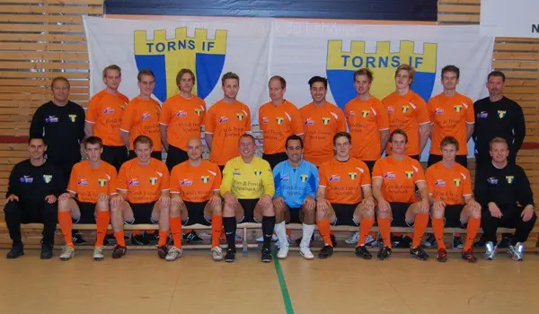 Delar av herrtruppen 2010, bilden tagen i Tornhallen, Stångby, efter säsongen. Foto Lars Edsheim