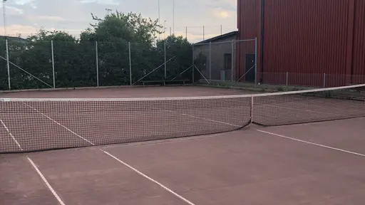 Tennisbanorna på Tornvallen.