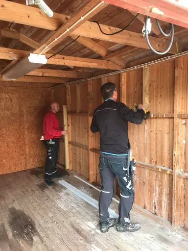 Det var många som hjälpte till på fixarhelgen.