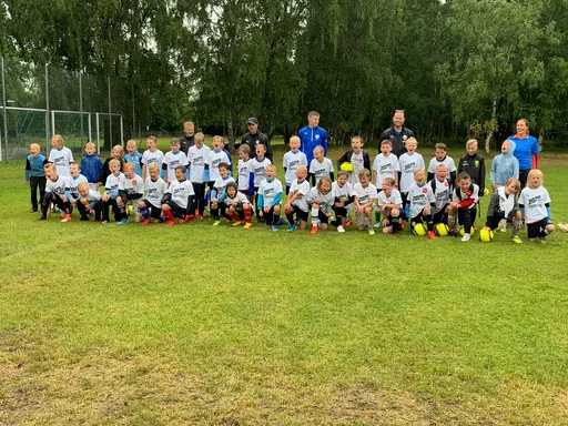 Alla grupperna från 4 år upp till 13 år