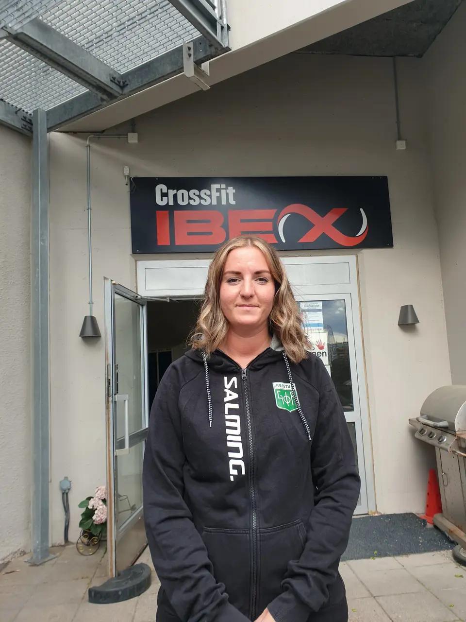 Jennie Bylander på en av försäsongens träningar med Fristad GoIF på Crossfit IBEX i Borås.