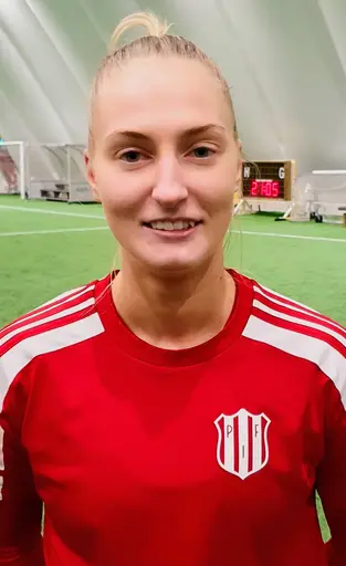 Piteå tog andra cupsegern med tre mål mot Umeå. Emma Viklund gjorde sitt sjunde mål i vår.