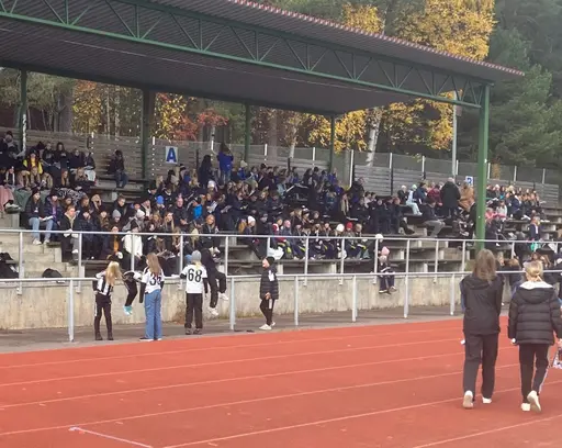 Smurfit Kappa får matchtröja, Ungdomar för matchgenomgång och inmarsch