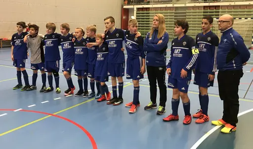 På Igelkoten cup 2018 var det premiär för de "10 år gamla fast nya för oss ställen". Stiliga grabbar som försvarade ESK:s färger med den äran.