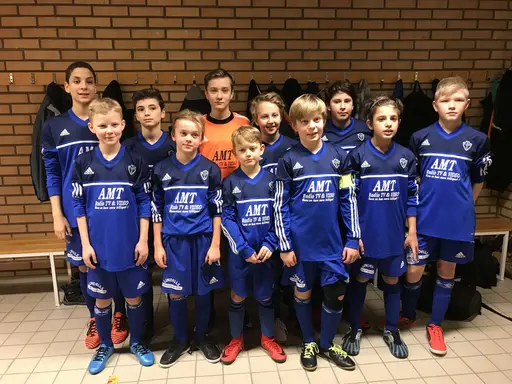 På Igelkoten cup 2018 var det premiär för de "10 år gamla fast nya för oss ställen". Stiliga grabbar som försvarade ESK:s färger med den äran.